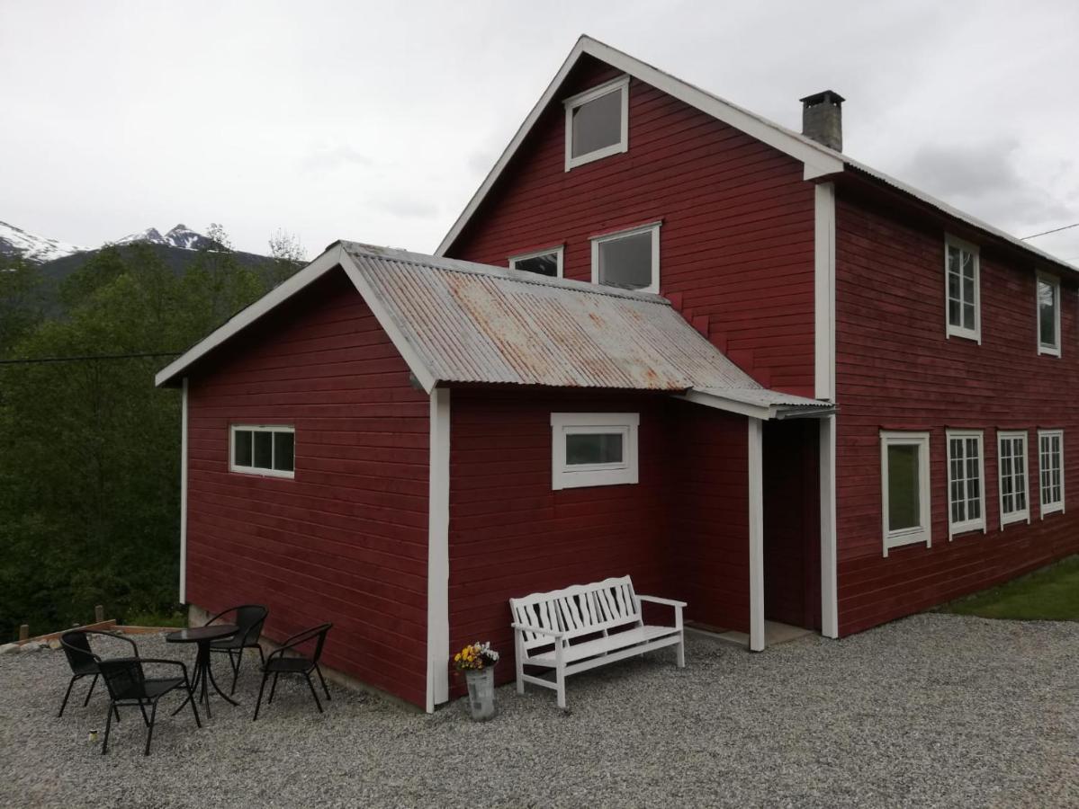 Isfjorden Mountain View Houseヴィラ エクステリア 写真
